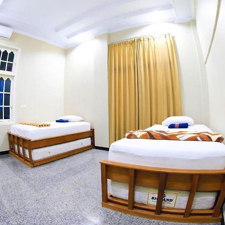 Sentosa Lodge Padang  Eksteriør billede